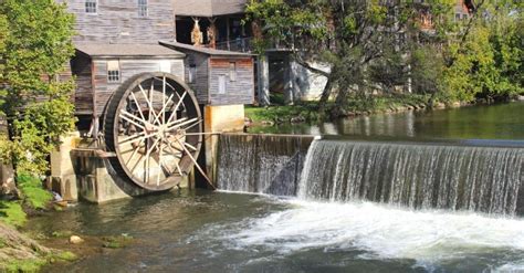 25 Totally Free Things to Do in Pigeon Forge - East TN Family Fun