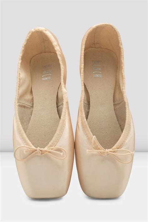 The Best Ballet Pointe Shoes For Beginners 2022 Ballet Lovers