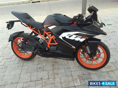 Used 2015 Model Ktm Rc 200 For Sale In Ahmedabad Id 119868 Black Mate