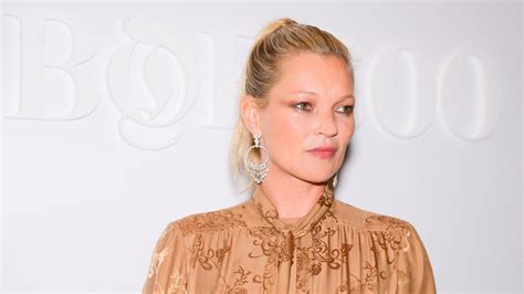 Video Kate Moss Shows Her Rimmel London 15 Year Anniversary Collection Marie Claire Uk