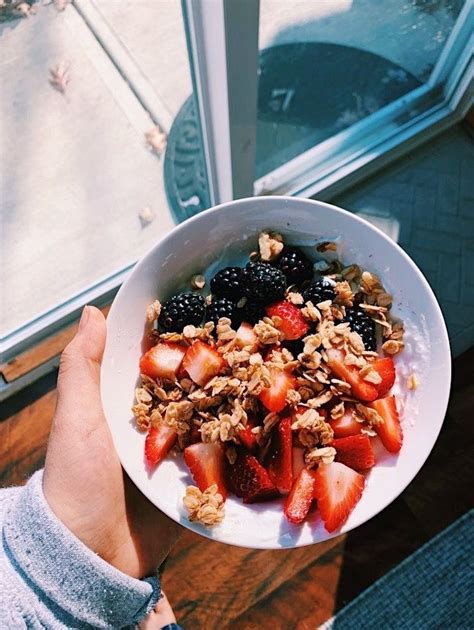 Aesthetic Food Fruit Granola Foodaesthetic Aestheticfood Yummy