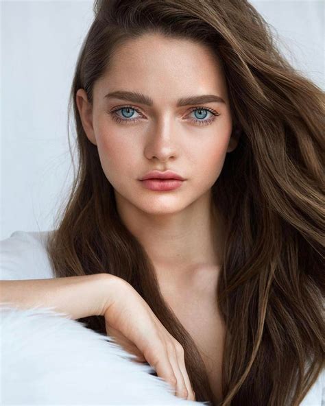 Pin By Mike Good On Portraits Girl Headshots In 2019 Portrait Russian Beauty Beauty