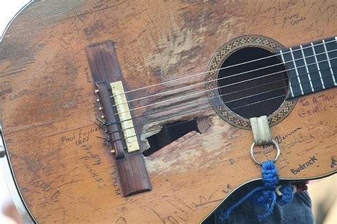 10 Legendary Country Music Instruments That Changed History