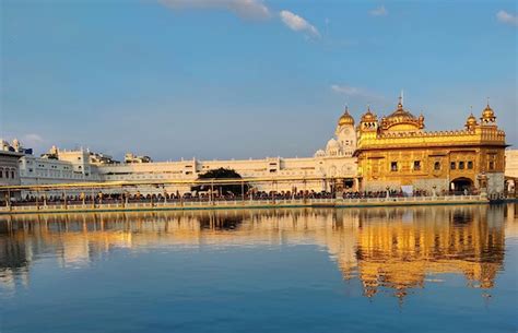 7 Interesting Facts About The Golden Temple Of Amritsar In India