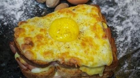 Berikut ini 3 langkah mudha meracik omelette sandwich atau sandwich telur dadar ala kafe. Viral di TikTok! Begini Cara Membuat Sandwich Telur Mewah ...