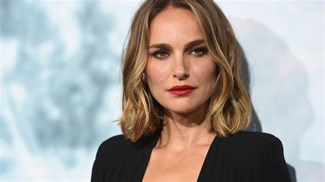 She was born in jerusalem, her mother is an american jewish woman, whose ancestors moved to the united states from ukraine, and her father is an israeli jew, the son of immigrants from romania and poland. Natalie Portman calls out 'white privilege,' supports defunding police