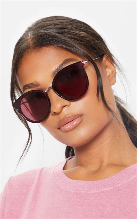 Red Tinted Oversized Classic Sunglasses Prettylittlething