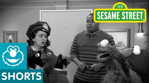 Sesame Street Detective Elmo Looks For The Cookie Thief School Age