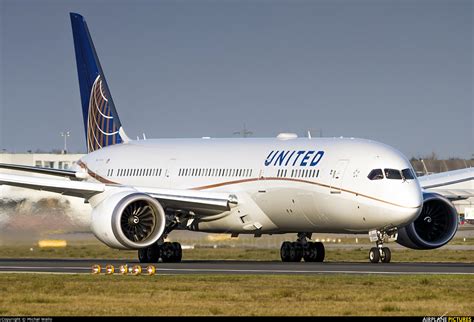 N38955 United Airlines Boeing 787 9 Dreamliner At Frankfurt Photo
