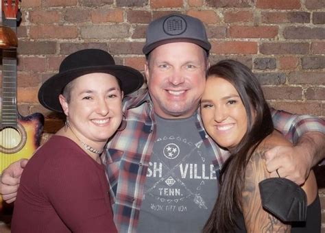 Who Is August Anna Brooks All About Garth Brooks Daughter