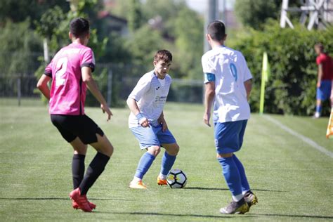 What does frf stand for? FRF lansează Campionatul Național de Juniori U16 ...
