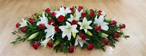 Coffin Spray Of White Lilies And Red Roses The Classic Funeral Tribute