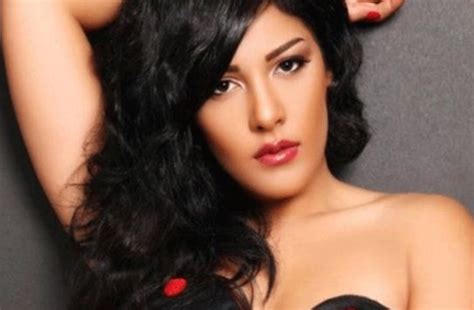 صور نرمين ماهر احدث اطلالة للفنانة نرمين ماهر مشاعر اشتياق