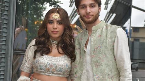 Anurag Kashyaps Daughter Aaliyah Kashyap Hosts An Engagement Party
