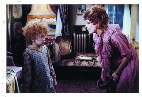 Carol Burnett As Miss Hannigan Is The Style Icon Of Your Mean Drunken