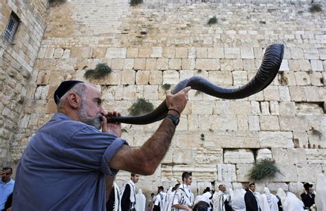 When Does Rosh Hashanah 2017 Start And End Dates And Facts About The