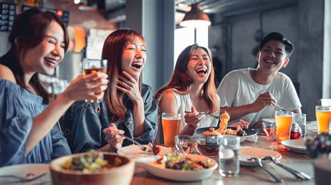 The Social S8e192 Researchers Say Indoor Dining Is A ‘social
