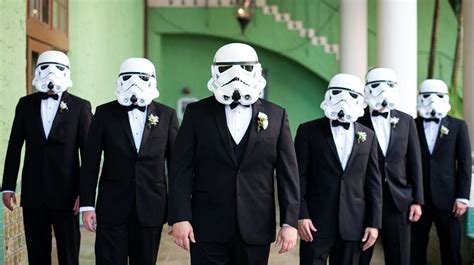 15 Star Wars Themed Wedding Ideas We Know Youll Love Zola Expert