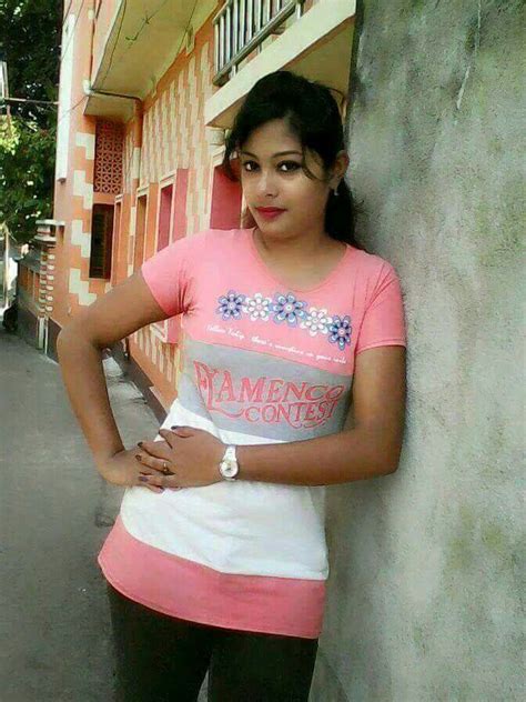 Pin By মীর মোশারোফ হোসেন On Mmmm Desi Girl Selfie College Girl Photo Beautiful Indian Actress