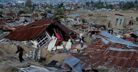Gempa bumi ini berepisentrum di samudra hindia, dan mempunyai kekuatan yang sangat. 5 Gempa Besar yang Pernah Guncang Indonesia