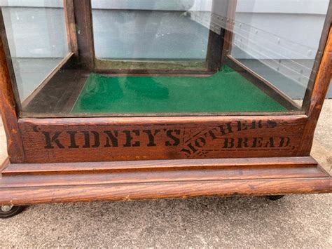 Antique Country Store Kidneys Mothers Bread Display Case Obnoxious