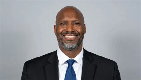 Lions Gm Brad Holmes An Hbcu Grad Named Nfl Exec Of Year