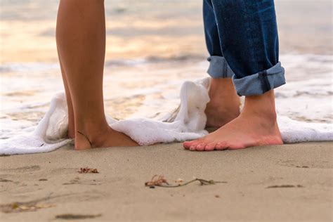 Couple Feet On Beach Laura Spiller Phd Heights Couples Therapy