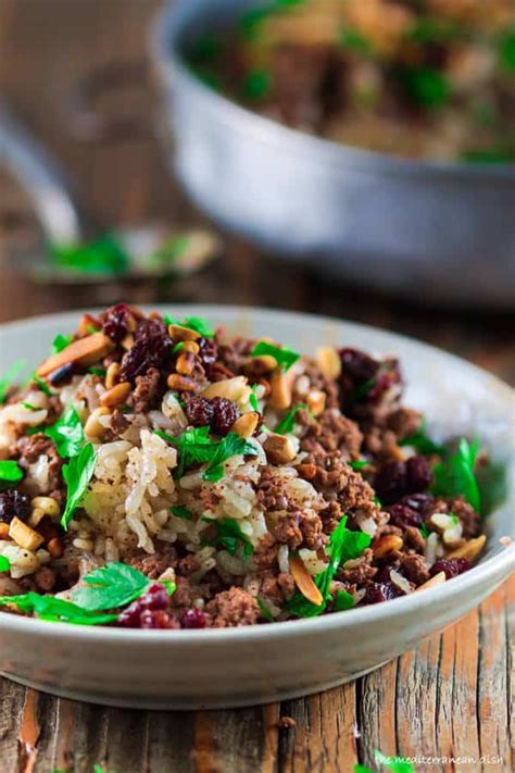 These meatless middle eastern recipes are simply amazing! Ground Beef and Rice Recipe | The Mediterranean Dish