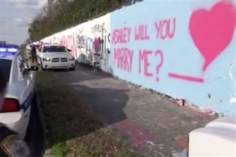 Policeman S Illegal Proposal To His Girlfriend Prompts Calls For Him To Arrest Himself Irish