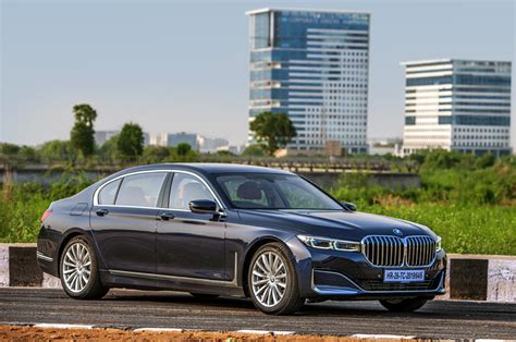 The 2022 bmw 7 series is an awesome large luxury sedan. 2019 BMW 7 Series facelift India review, test drive ...