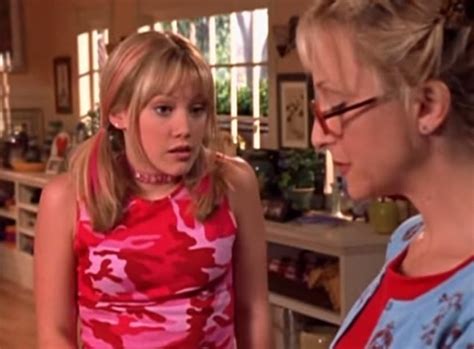 These 15 Outdated Lizzie Mcguire Outfits Will Make You All Sorts Of