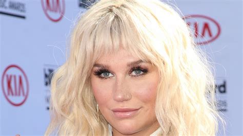 Kesha Posted A No Makeup Selfie And Looks Different