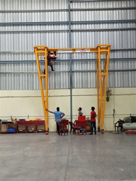 Single Girder Portable Gantry Crane Maximum Lifting Capacity 0 5 Ton