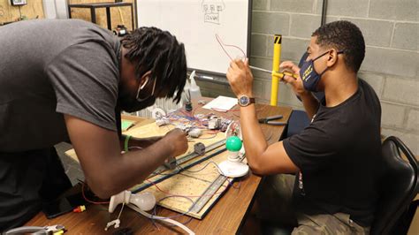 How To Become An Electrician By Joining Skilled Trade Programs
