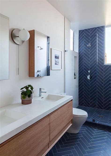 Keep the look crisp with a white and gray palette. 31 Inspiring Bathroom Tile Ideas - MAGZHOUSE
