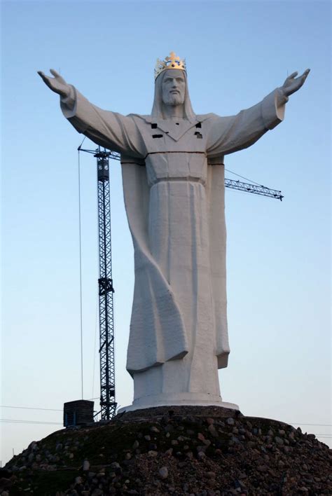 Estatua De Jesucristo Más Grande Que La De Brasil