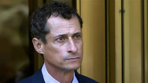 Ex Rep Anthony Weiner Ordered To Register As Sex Offender