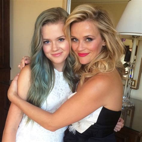 reese witherspoon s daughter ava looks more like mom than ever e online ca