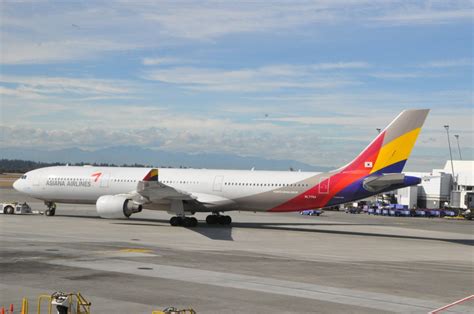 Asiana Apologizes For Crash Ntsb Recovers Black Boxesfrequent Business Traveler