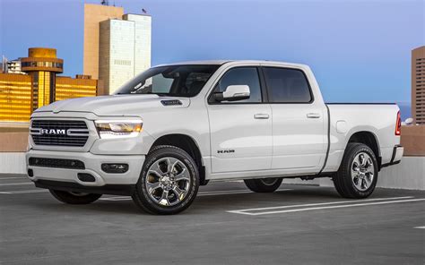 Backed by a comprehensive warranty and ready for european roads. 2019 Ram 1500 Big Horn Crew Cab Sport Appearance Package ...