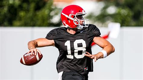 Georgia Expected To Start Jt Daniels At Qb Vs Mississippi State