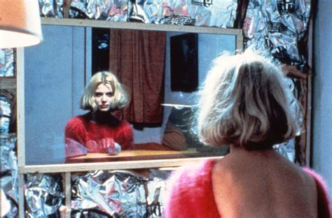 His brother finds him, and helps to pull his memory back of the life he led before he paris, texas hd (3d) regarder en francais english subtitles paris, texas película completa subtitulada en español paris, texas full movie. Image result for paris texas cinematography | Paris texas ...