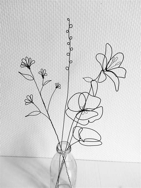 Bouquet De 4 Fleurs Fil De Fer Recuit Fleur à Accrocher Etsy Mural