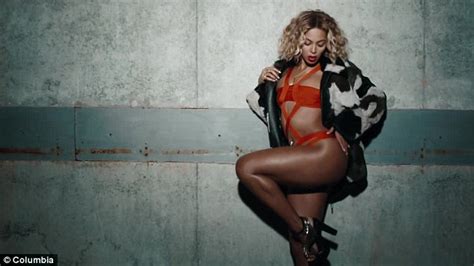 Beyonce Posts All Videos From Self Titled Visual Album To Her Vevo Account Daily Mail Online