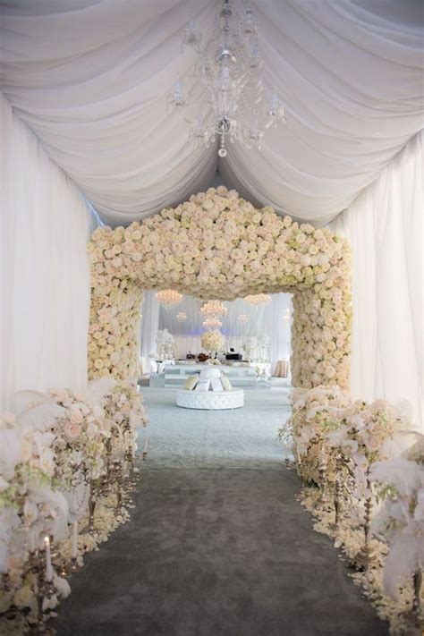 Tent Weddings And Drapes With Luxe Style Reception
