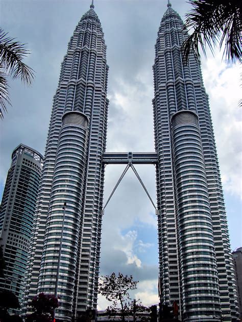 Petronas Twin Towers In Kuala Lumpur Malaysia Encircle Photos