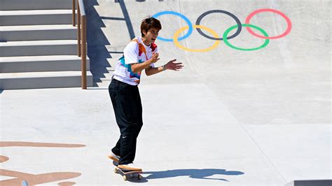 Japans Horigome Takes Gold In Olympics First Skateboarding Event