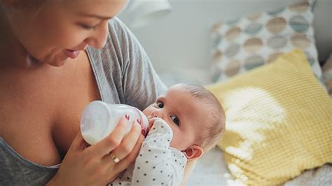 Tips For Pumping Breast Milk What To Expect