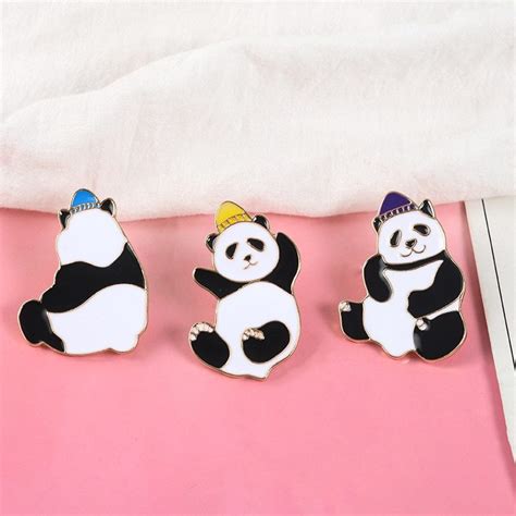 Custom Soft Enamel Pins Wholesale Fashion Cute Panda Animal Badge