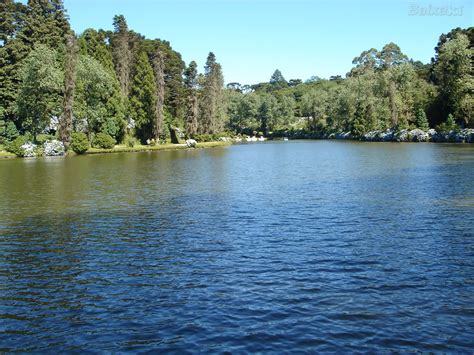Boasting a garden, lapônia hotel gramado is situated in gramado in the rio grande do sul region, 700 metres from mini mundo and 800 metres from black lake. Lago Negro - Gramado - Rio Grande do Sul Papel de Parede ...